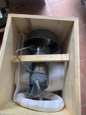Máy khuấy chìm trung quốc 1.5Kw 